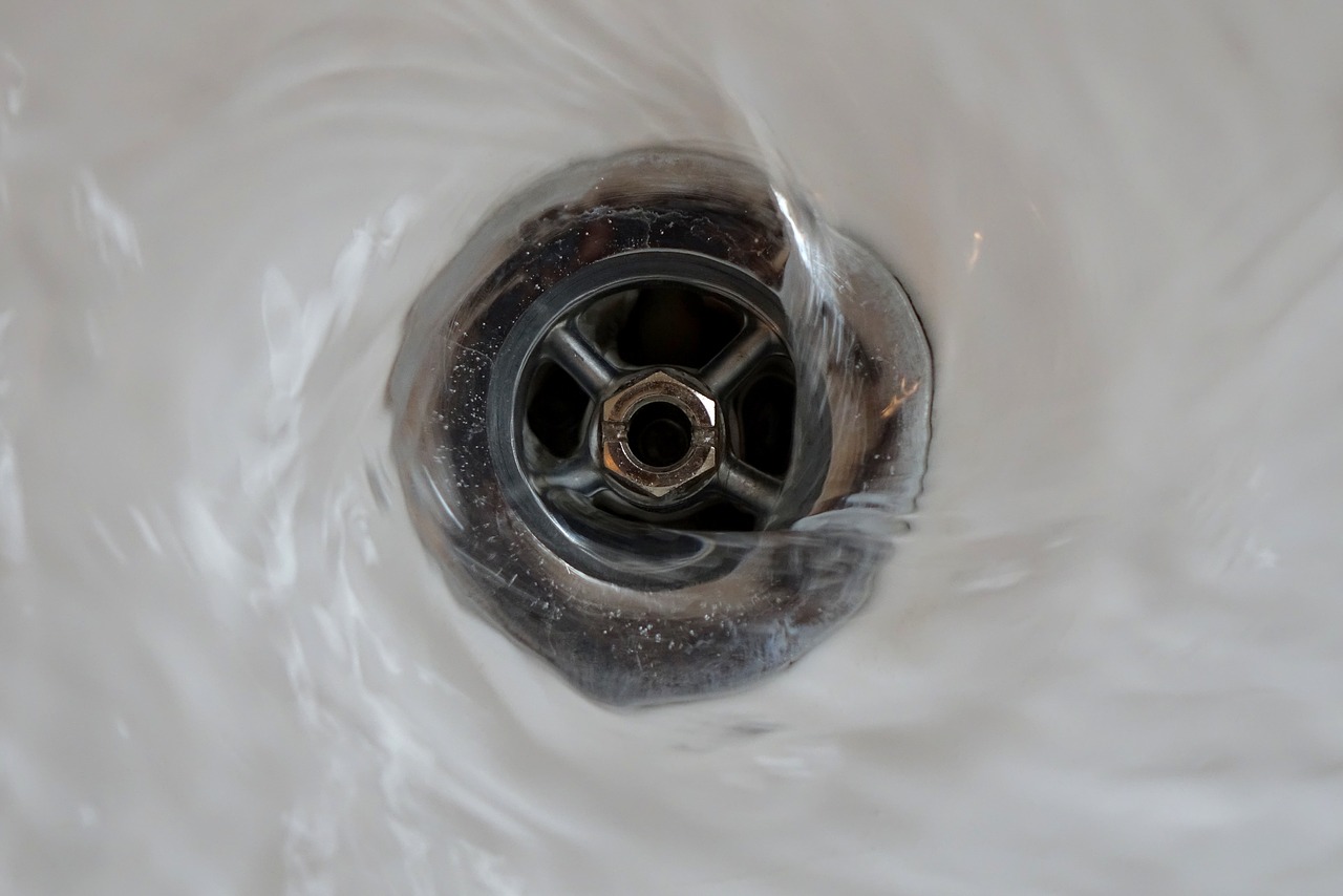 Water draining properly down a drain